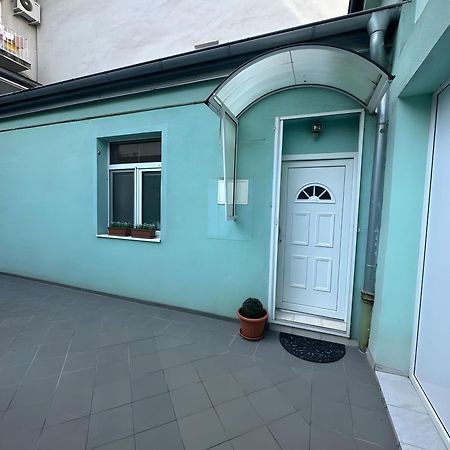 Blue Apartment In City Center, Best Location Bratislava Exteriör bild