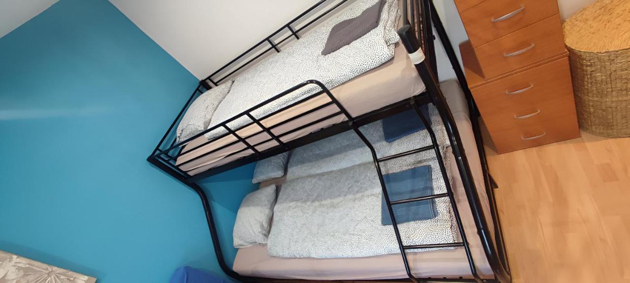 Blue Apartment In City Center, Best Location Bratislava Exteriör bild